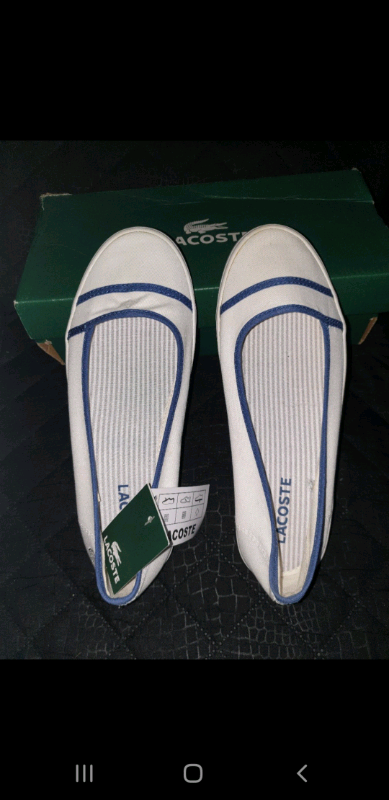 NEW LACOSTE WHITE PUMPS SIZE 3 BOXED 